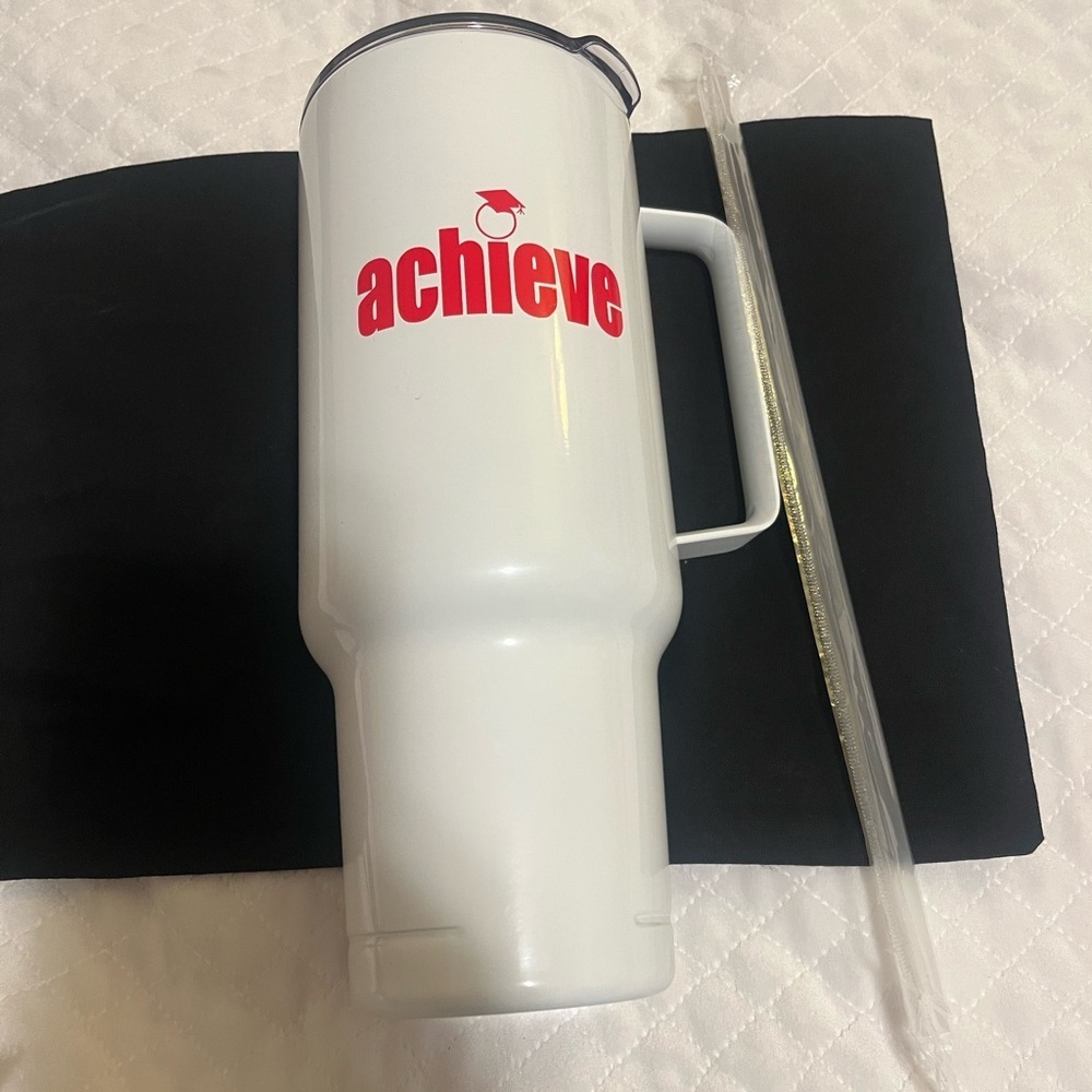 Achieve White Travel Mug with Handle and Straw